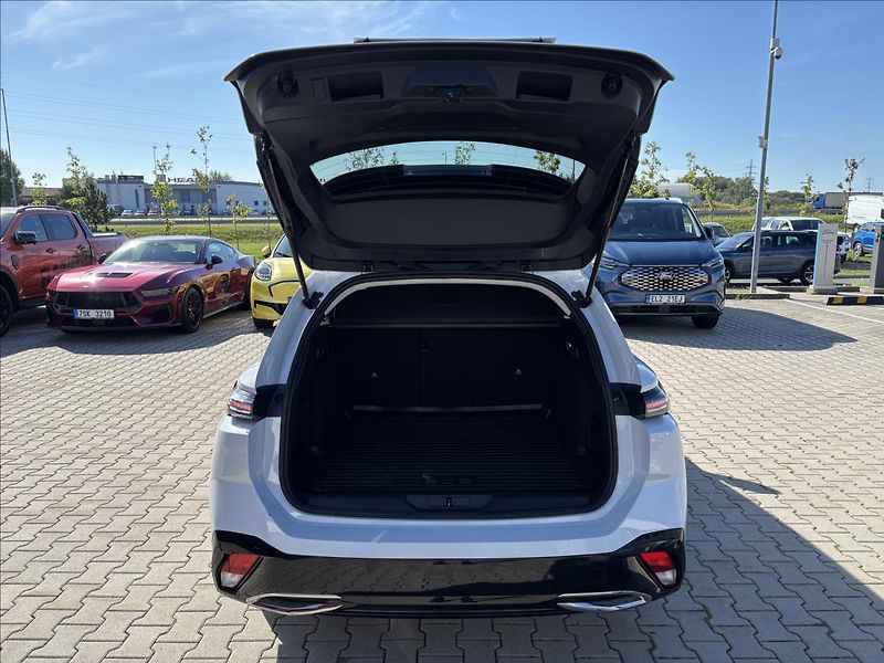 Peugeot 308 1,5 HDi 96kW Allure AUT DPH - fotka 10 z 47