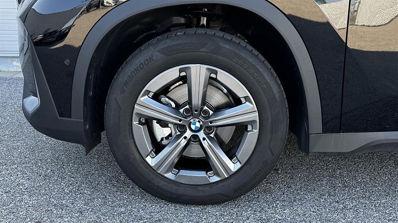 BMW X1 sDrive18d - fotka 4 z 15