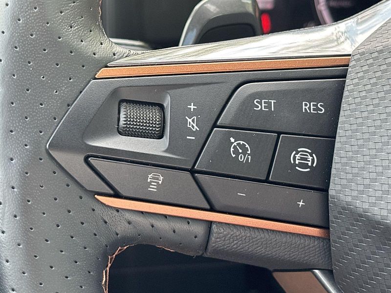 Cupra Formentor (2023) 1.5 TSI DSG - fotka 17 z 27