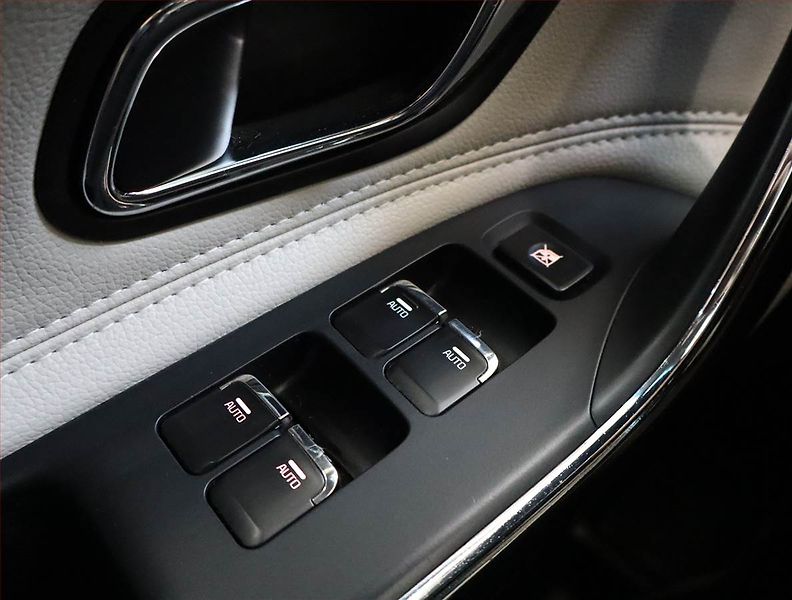 Kia Ceed (2016) 1.6 GDI, Serv.kniha, Tempomat - fotka 19 z 22
