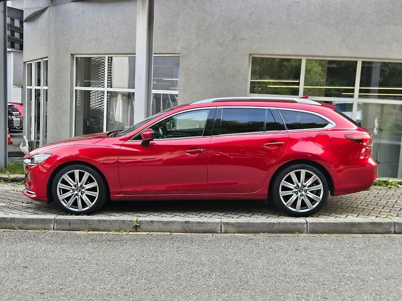 Mazda 6 2.5i SKYACTIV-G TAKUMI 6AT - fotka 2 z 38