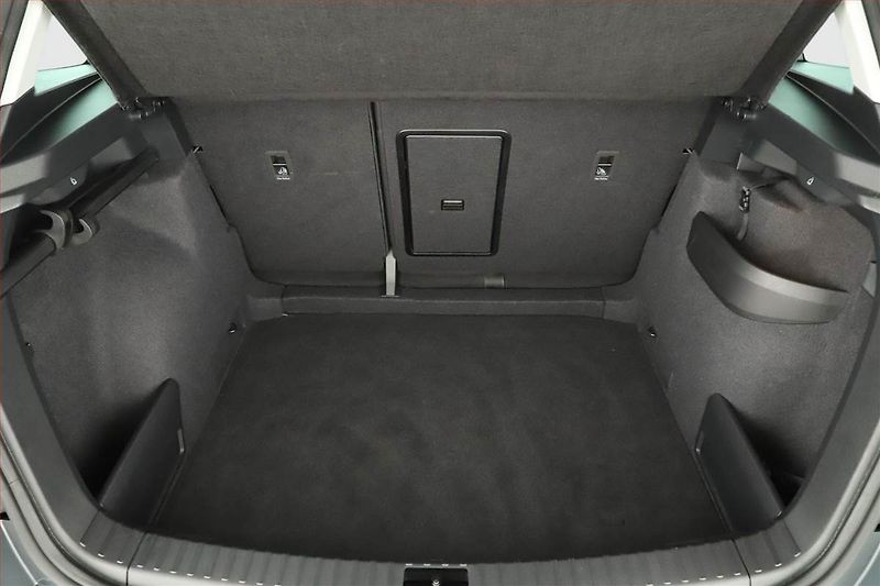 Škoda Karoq (2025) 1.5 TSI, Top Selection - fotka 11 z 18