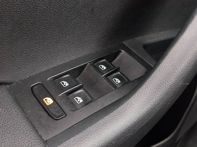 Škoda Octavia (2018) Style 1.6 TDI, Tempomat - fotka 20 z 22