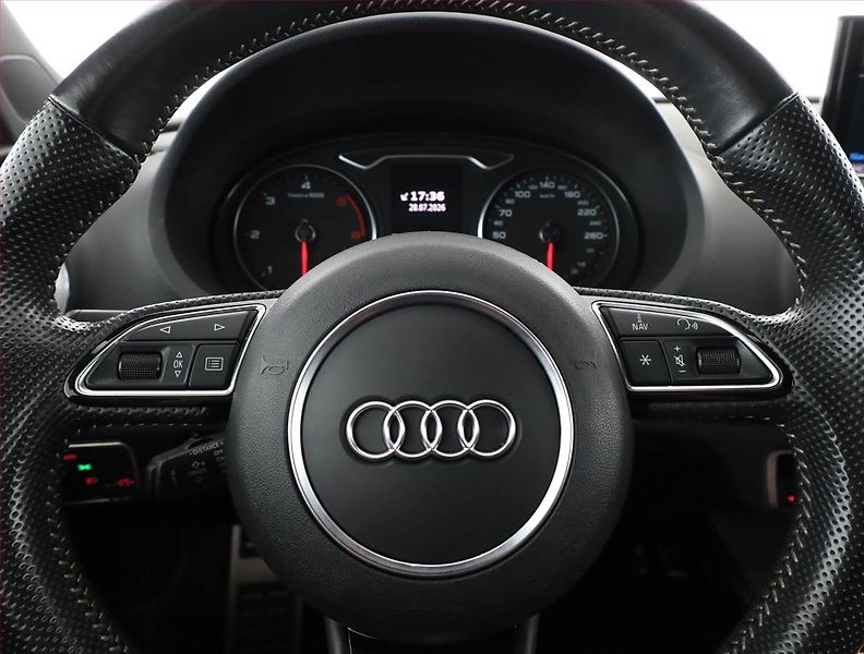 Audi A3 (2015) S-Line 2.0 TDI, Automat - fotka 8 z 19