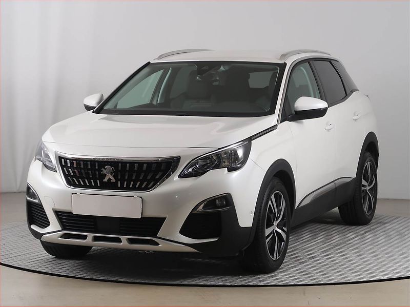 Peugeot 3008 (2017) Active 1.2 PureTech, Automat - fotka 2 z 18