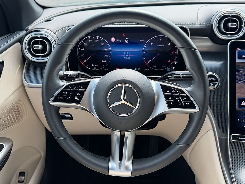 Mercedes-Benz GLC d 4MATIC - fotka 17 z 37
