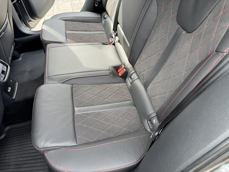 Škoda Octavia (2023) RS 2.0 TSI 180kW DSG | MATRIX - fotka 25 z 44