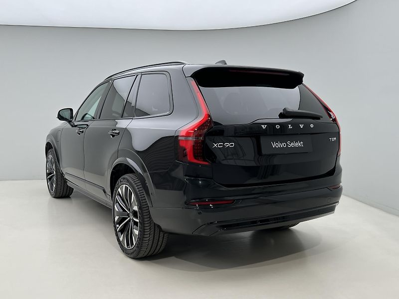 Volvo XC90 T8 AWD RECH. ULTRA DARK 7 MÍST - fotka 11 z 49