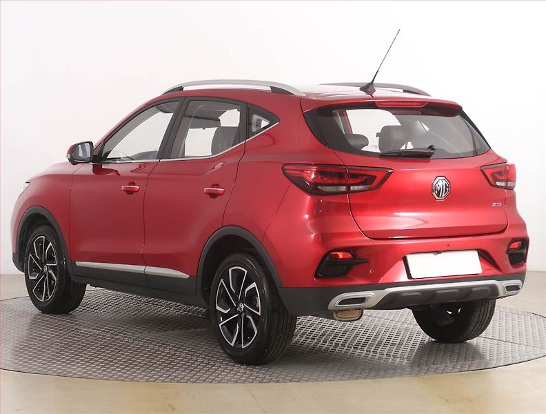 MG ZS (2025) 1.5, Serv.kniha, Kůže, Navi - fotka 4 z 20