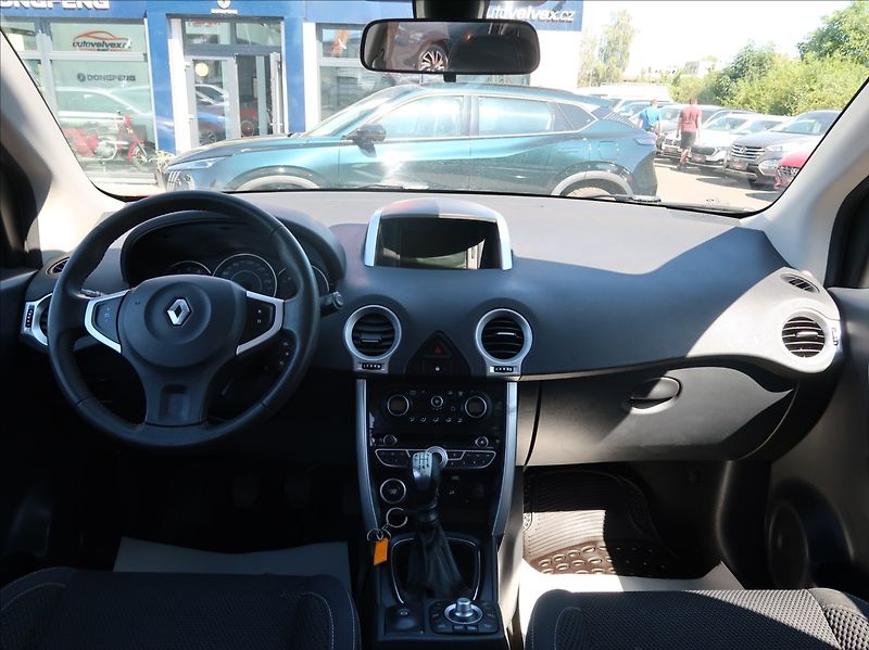 Renault Koleos 2,0 dCi,127kW,NovéČR,AWD,tažné - fotka 19 z 25