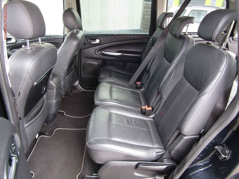Ford Galaxy (2010) 2.0 TDCi, 2.maj, TZ, p.čidla - fotka 10 z 21