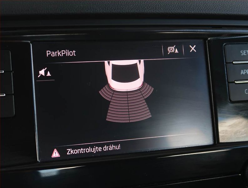 Škoda Octavia (2018) Ambition Plus 1.0 TSI - fotka 18 z 18