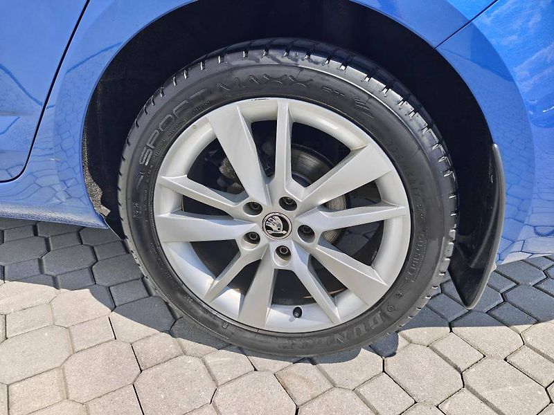 Škoda Octavia Style Green tec  1,4TSI - fotka 20 z 22