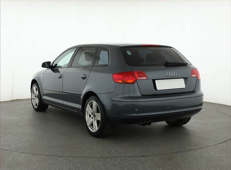 Audi A3 (2008) 1.4 TFSI, jezdí výborně - fotka 4 z 13