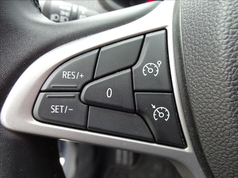 Dacia Sandero 1,0 TCe 67kW - fotka 42 z 50