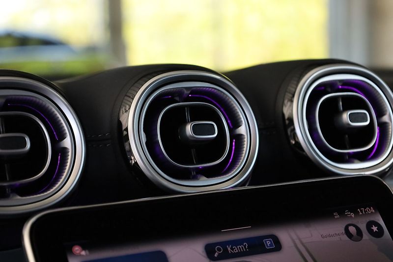 Mercedes-Benz GLC 220d 4M, DISTRONIC, Nezávislé - fotka 23 z 28