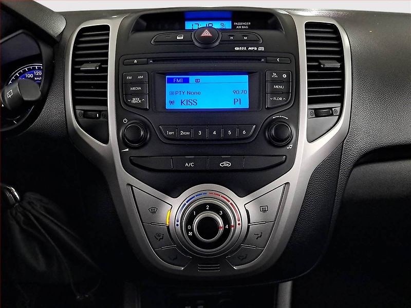 Hyundai ix20 (2018) 1.4 CVVT, Park. senzory - fotka 12 z 17