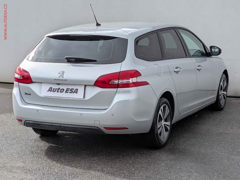 Peugeot 308 (2017) 1.6HDi, 2.maj,ČR, autoAC - fotka 4 z 14