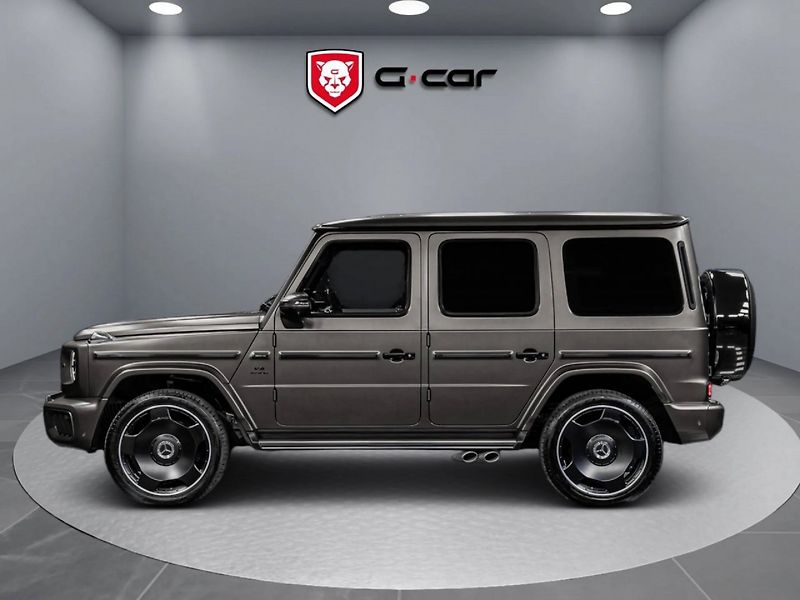 Mercedes-Benz Třídy G G 63 AMG MANUFAKTUR - fotka 3 z 8