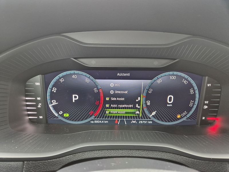 Škoda Karoq 1,5 TSI DSG Top Selection, pan - fotka 18 z 28