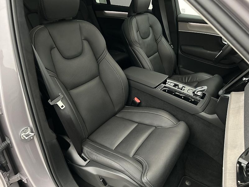 Volvo XC90 2.0 T8 4x4 ULTRA BRIGHT - fotka 13 z 34