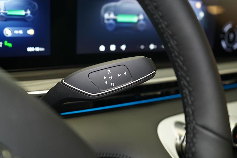 Omoda Ostatní 1.5 T-GDI 3DHT AWD PREMIUM - fotka 34 z 54