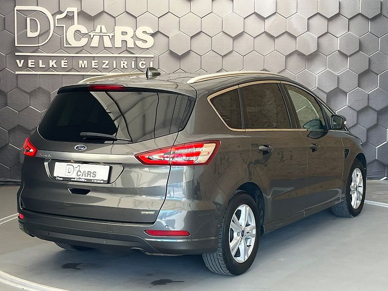 Ford S-MAX 2,5 HEV Titanium 7míst - fotka 5 z 70