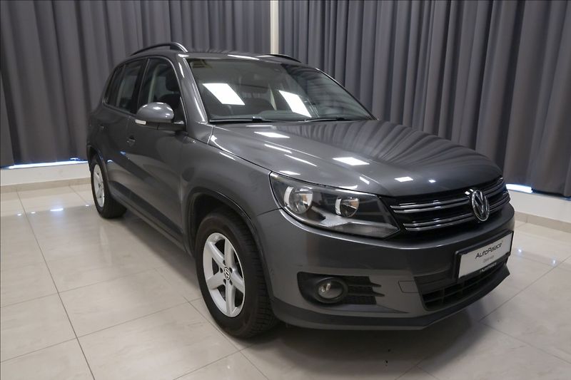 Volkswagen Tiguan 1,4 TSI KAMERA VÝHŘEV TAŽNÉ ČR - fotka 3 z 38
