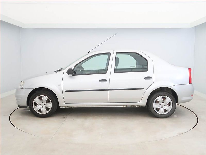 Dacia Logan (2010) 1.4, ČR,1.maj, udržované - fotka 3 z 11