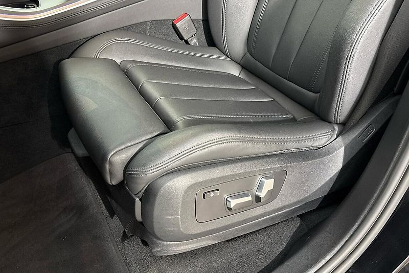 BMW X5 xDrive25d - fotka 15 z 26
