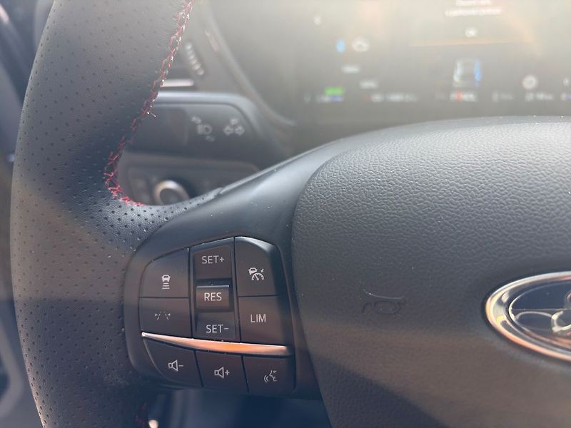 Ford Kuga CZ PHEV TOP VÝBAVA TOP STAV zá - fotka 14 z 18