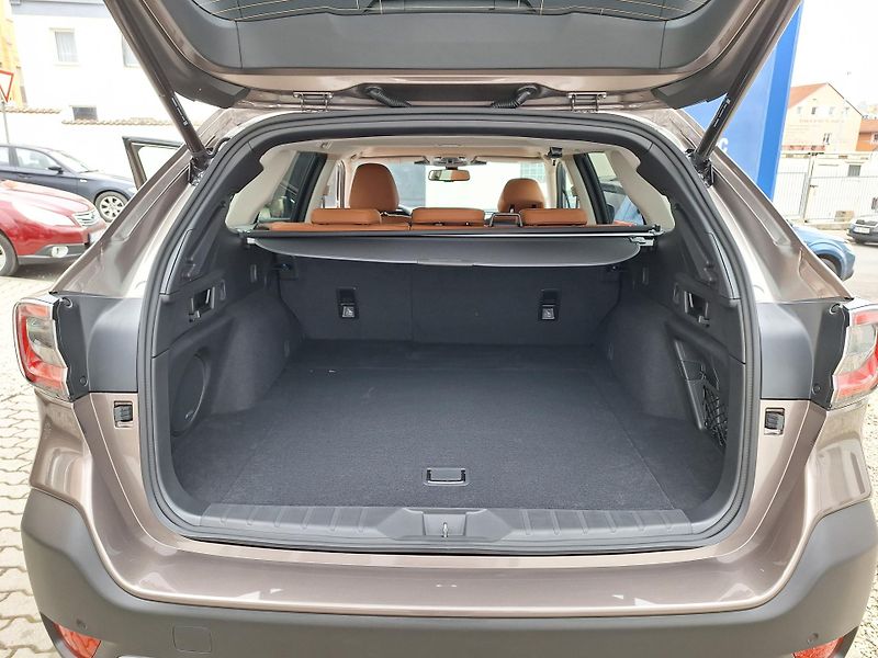 Subaru Outback (2025) TOURING  - fotka 12 z 12