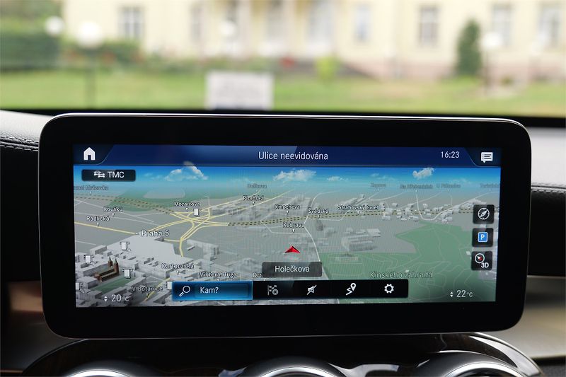 Mercedes-Benz GLC 220d 4M AMG Masáž 360° Webasto - fotka 20 z 32