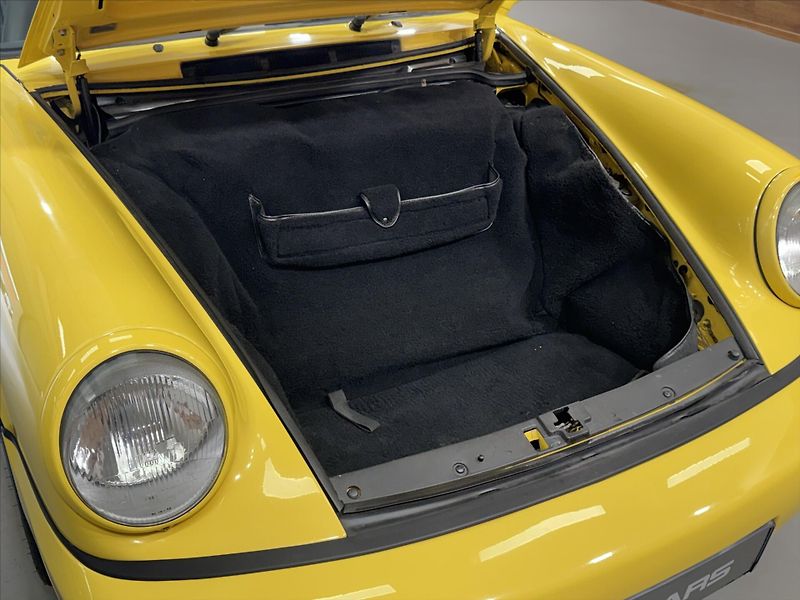 Porsche 911 964 CARRERA TARGA 4 - fotka 19 z 20