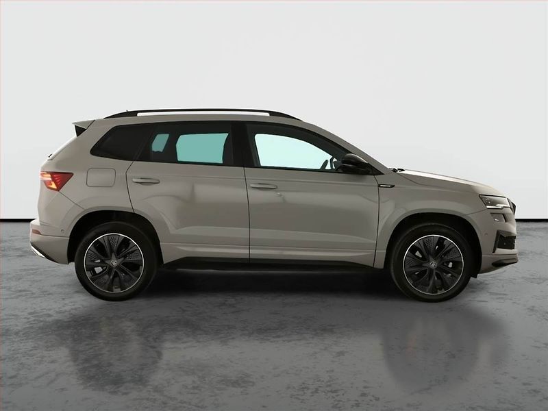 Škoda Karoq (2025) 1.5 TSI, Sportline, Navigace - fotka 6 z 20