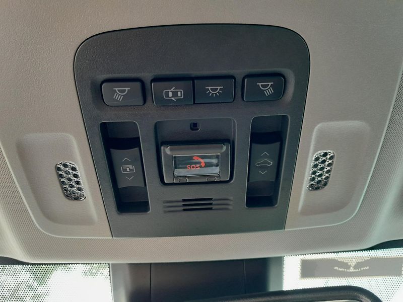 Toyota Camry (2020) XLE 3,6V6 1.maj. ČR  - fotka 38 z 41