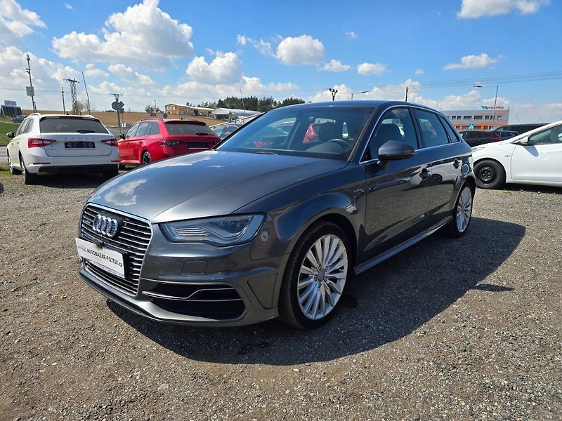 Audi A3 (2015) 1.4 TFSi Sportback E-T - fotka 3 z 24