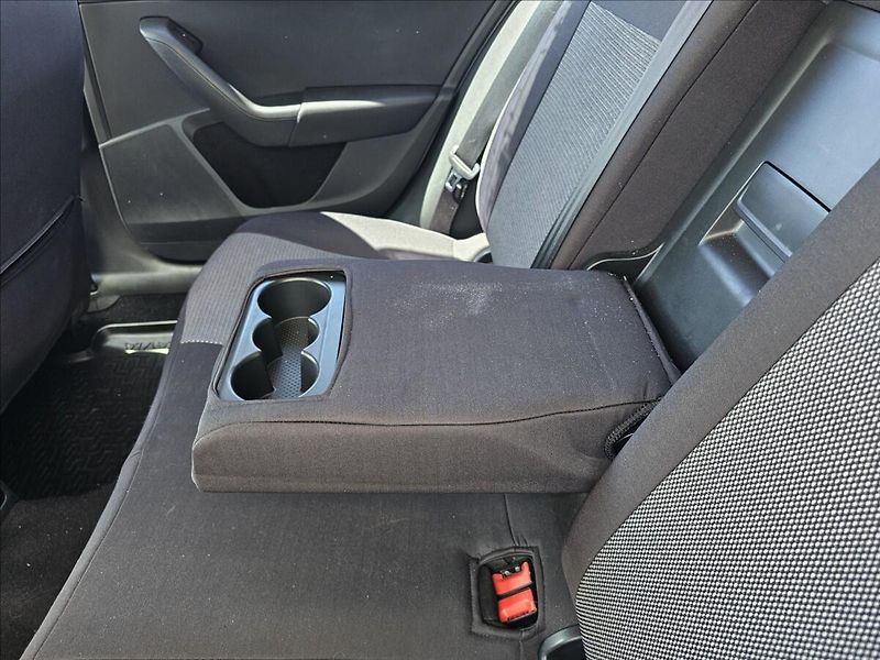 Škoda Octavia 2,0TDi 110KW Elegance TZ - fotka 26 z 49