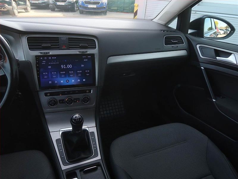Volkswagen Golf (2016) 1.6 TDI, Tempomat - fotka 8 z 18