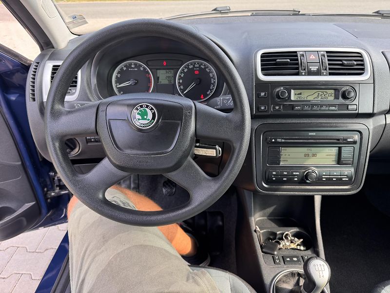 Škoda Roomster 1.4i 63Kw Ambition - fotka 10 z 18