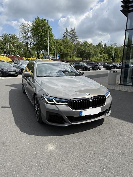 BMW Řada 5 (2022) BMW 540i xDrive Touring Mpaket - fotografie inzerátu