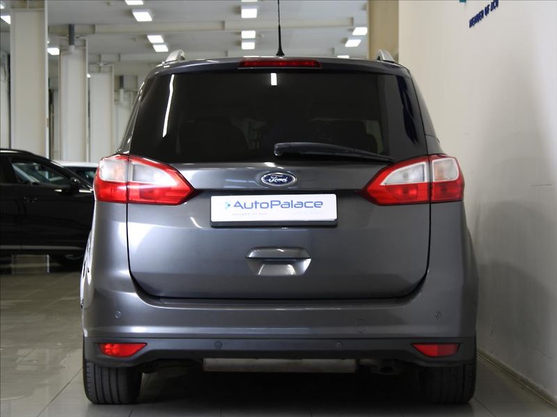 Ford Grand C-MAX 2,0 TDCI 110kW 7-míst 126tkm. - fotka 4 z 19