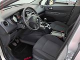 Peugeot 5008 (2010) 1.6 HDi, AC, tempo - náhled 9
