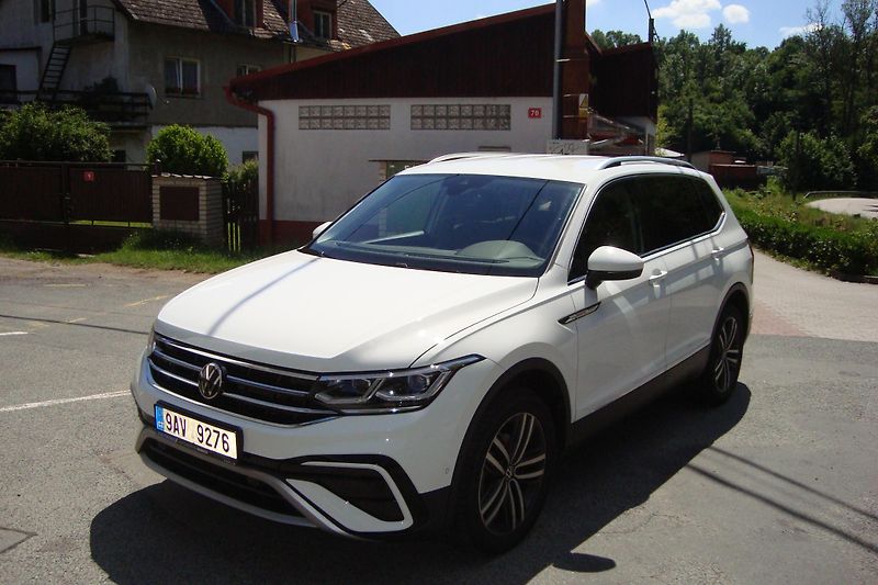 Volkswagen Tiguan Allspace (2023) 2.0TDi, AUT - fotka 3 z 73