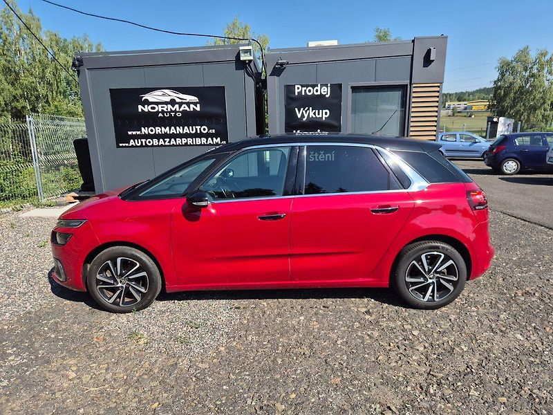Citroën C4 Picasso 1.2 96kW Manuál, SHINE výbava - fotka 4 z 26