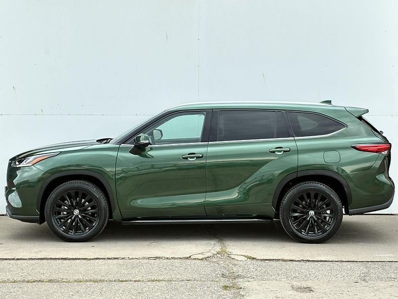 Toyota Highlander 2.5 HSD e-CVT AWD Executive Sk - fotka 8 z 27