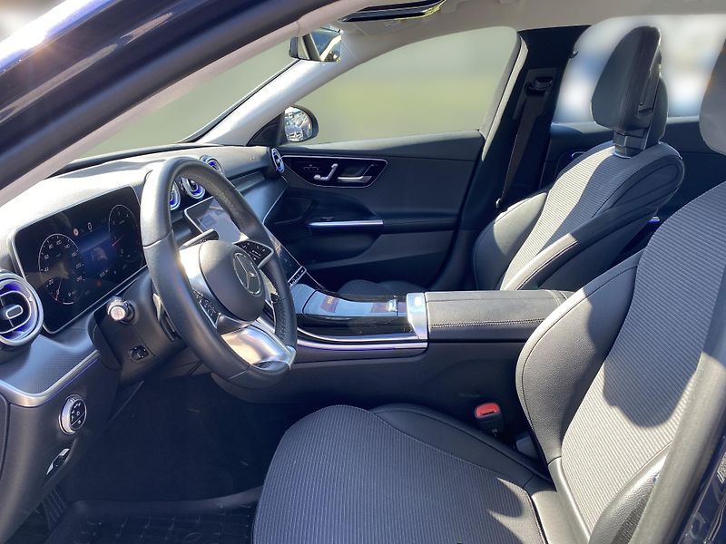 Mercedes-Benz Třídy C C 220 d 4MATIC AVANTGARDE - fotka 14 z 26