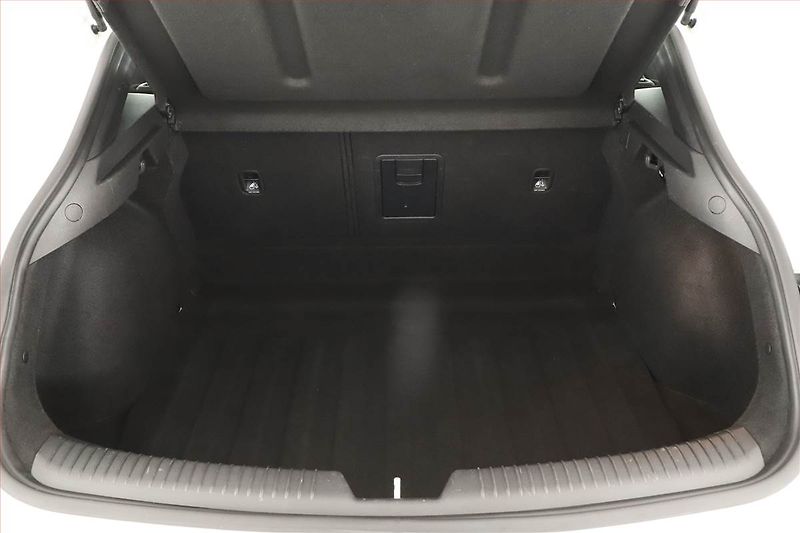 Hyundai i30 (2019) 1.4 T-GDI, Serv.kniha - fotka 15 z 16