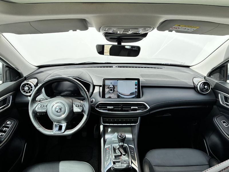 MG HS 1.5 TGI 119kW Elegance - fotka 5 z 23