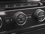Volkswagen Golf (2018) Comfortline 1.4 TSI, Tempomat - náhled 16